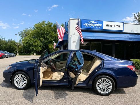 Used 2012 Lexus ES 350 FWD image 19