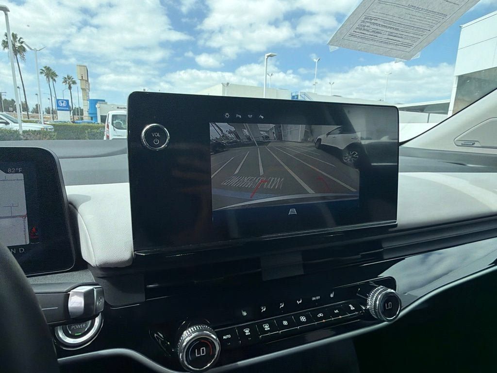Used 2025 Honda Prologue Touring image 12