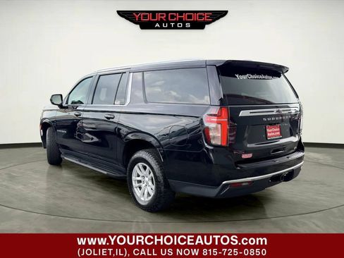 Used 2021 Chevrolet Suburban LT AWD/4WD image 3