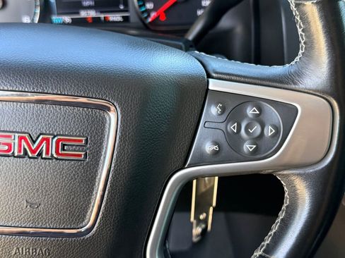 Used 2019 GMC Yukon XL SLE w/ Convenience Package image 29