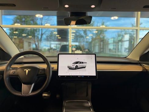 Used 2023 Tesla Model 3 Standard Range RWD image 39