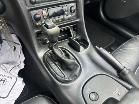 Used 2003 Chevrolet Corvette Convertible RWD image 20