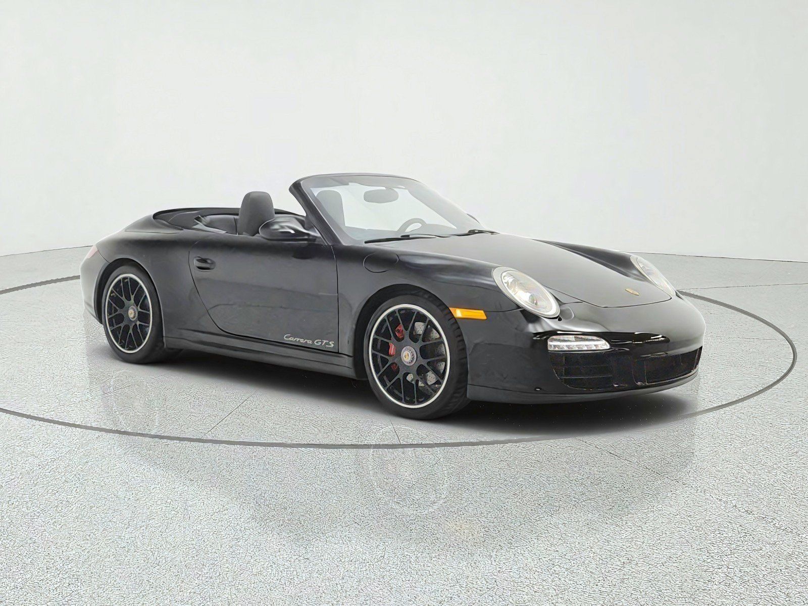 Used 2011 Porsche 911 Carrera GTS RWD image 3