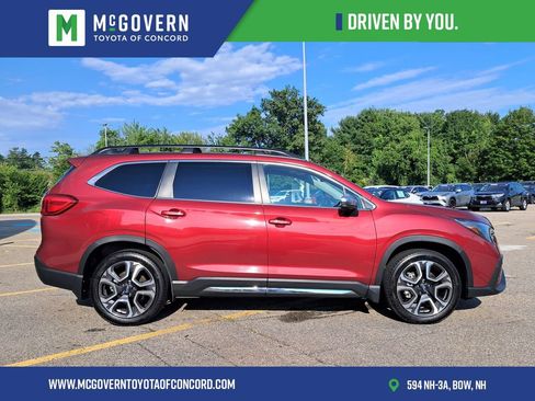 Used 2023 Subaru Ascent Limited w/ Technology Package AWD/4WD image 8