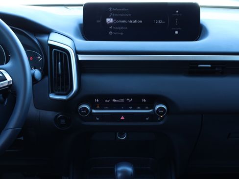 Used 2025 MAZDA CX-50 AWD 2.5 S w/ Premium Package image 9