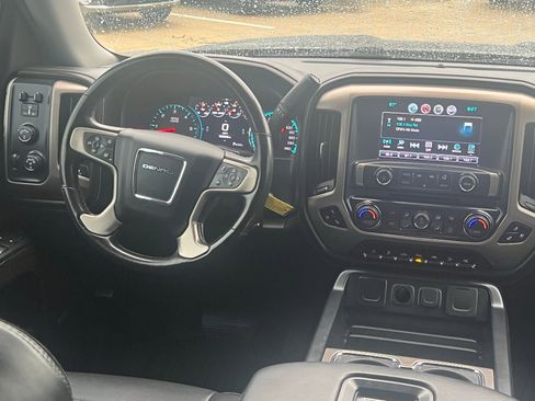 Used 2018 GMC Sierra 1500 Denali w/ Denali Ultimate Package image 18