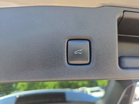 Certified 2024 Ford Escape SE FWD image 8