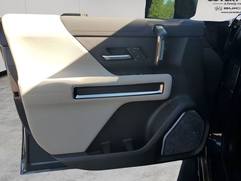 New 2026 GMC Hummer EV 2X image 26