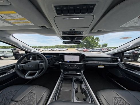 New 2026 Ford F250 Lariat w/ Black Appearance Package AWD/4WD image 12
