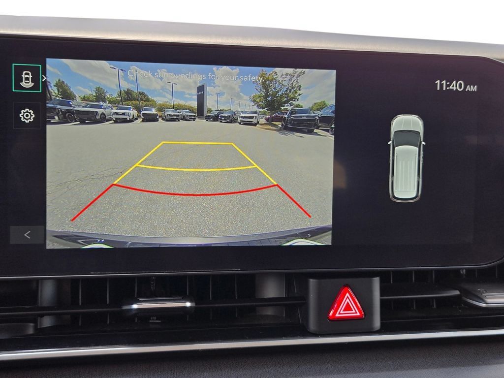 Certified 2025 Kia Carnival EX FWD image 32
