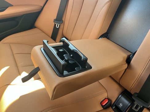 Used 2026 BMW i4 eDrive40 w/ Premium Package image 33