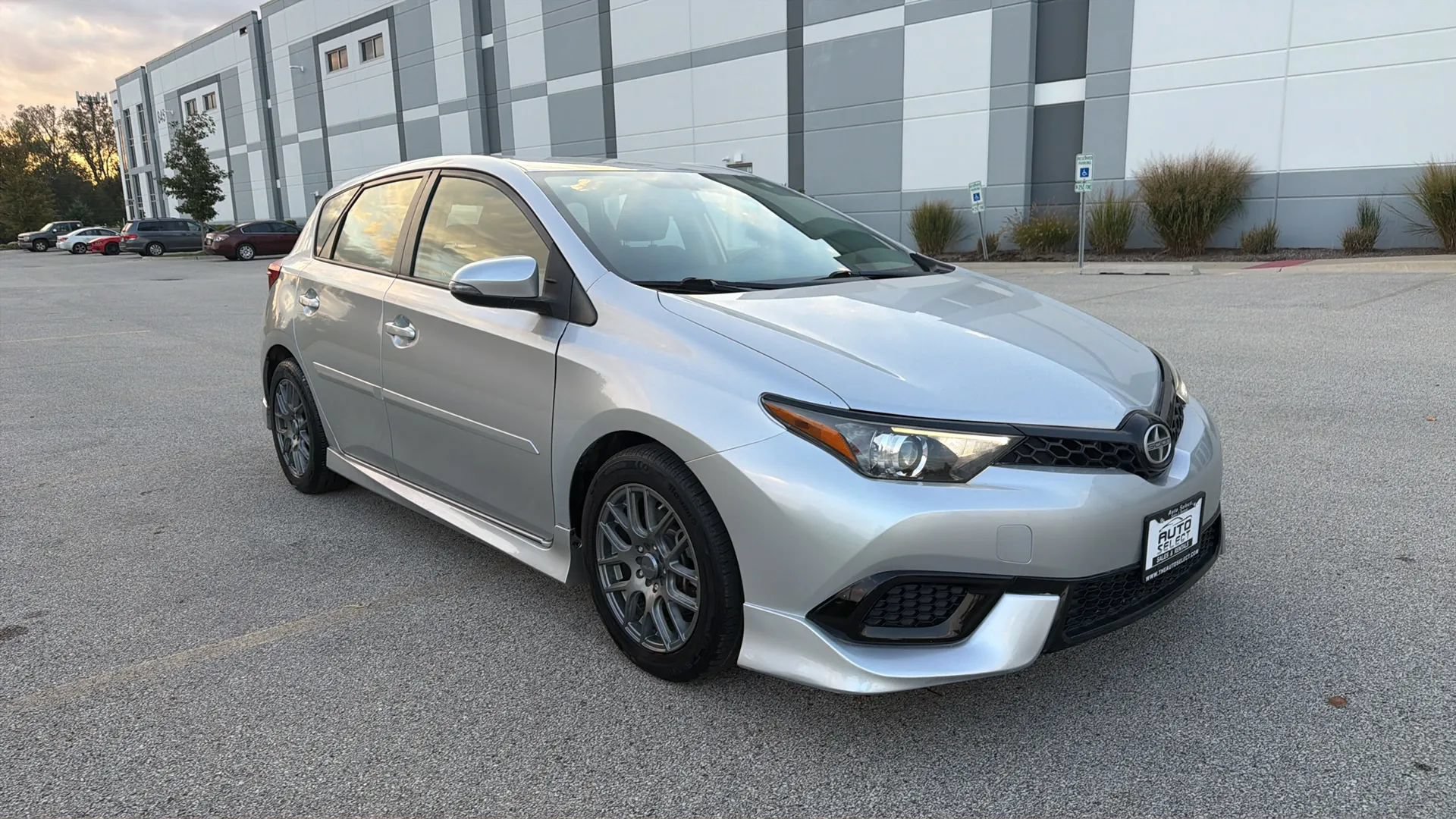 Used 2016 Scion iM FWD image 3