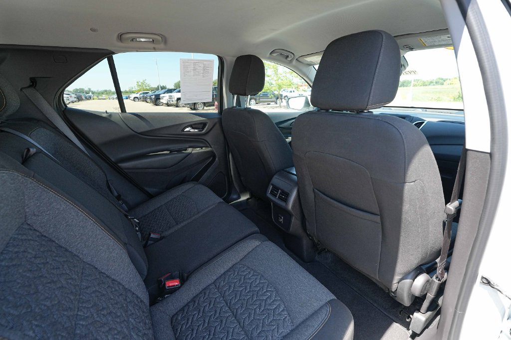 Used 2024 Chevrolet Equinox LT AWD/4WD image 26