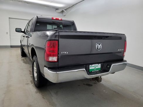 Used 2017 RAM 1500 Classic SLT image 6