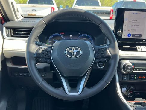 Used 2025 Toyota RAV4 Limited w/ Advanced Technology Package AWD/4WD image 41