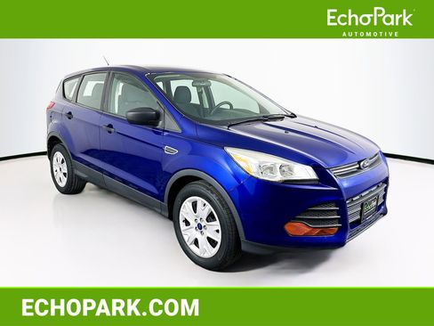 Used 2014 Ford Escape S FWD image 1