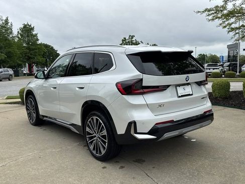Certified 2025 BMW X1 xDrive28i w/ Premium Package AWD/4WD image 3