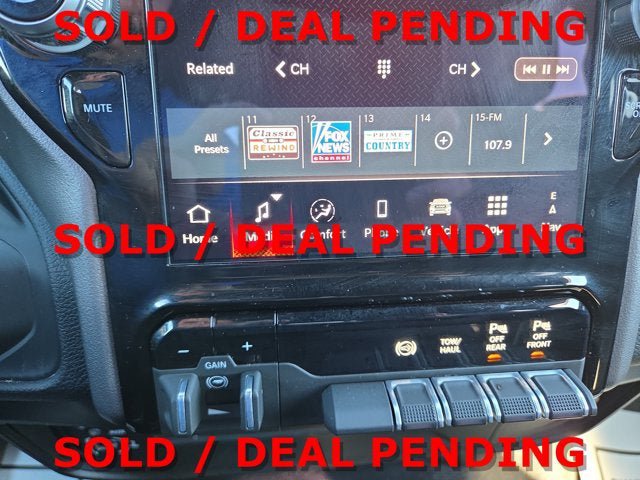 Used 2026 RAM 2500 Laramie AWD/4WD image 17