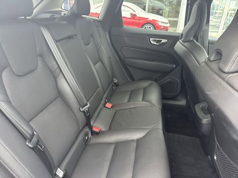 Used 2023 Volvo XC60 B5 Plus w/ Climate Package image 28
