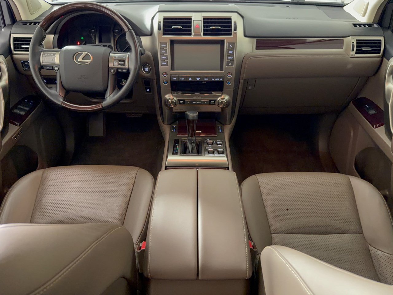 Used 2019 Lexus GX 460 Luxury AWD/4WD image 17