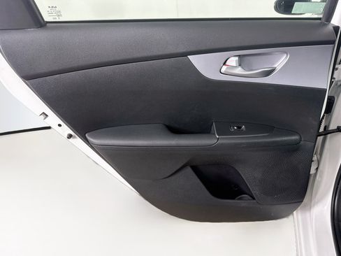 Used 2024 Kia Forte LXS w/ LXS Technology Package FWD image 25