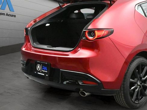 Used 2021 MAZDA MAZDA3 s image 13