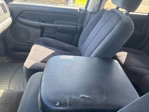 Used 2005 Dodge Ram 1500 Truck SLT image 23