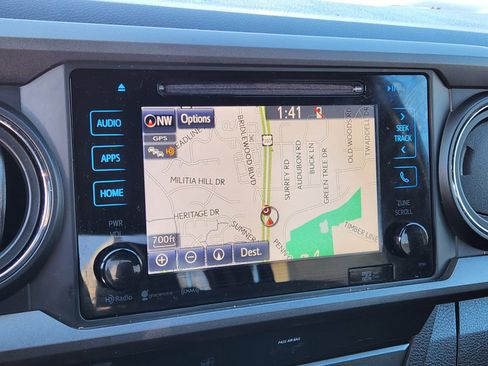 Used 2019 Toyota Tacoma TRD Sport image 20