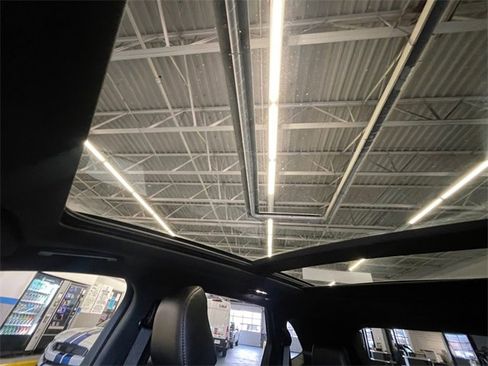 Used 2024 Ford Edge ST-Line w/ Class II Trailer Tow Package image 25