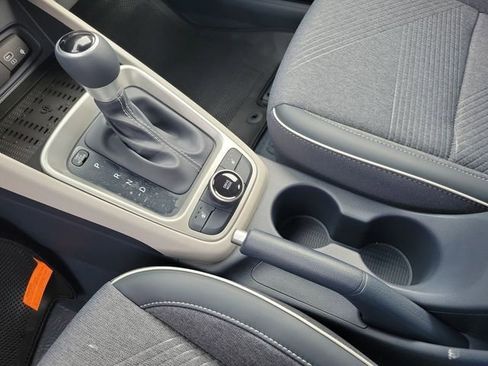 New 2026 Hyundai Venue SEL image 13