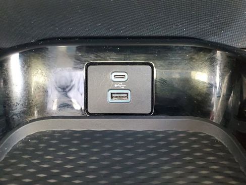 Certified 2021 Ford Mustang Mach-E Premium image 28