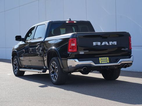 Used 2025 RAM 1500 Laramie AWD/4WD image 5