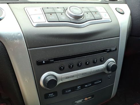 Used 2011 Nissan Murano S AWD/4WD image 10