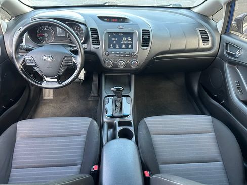 Used 2017 Kia Forte S FWD image 26