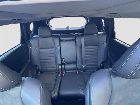 New 2025 Mitsubishi Outlander SE image 23