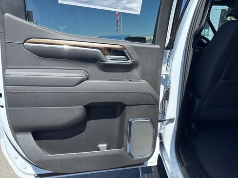 New 2026 Chevrolet Silverado 1500 High Country AWD/4WD image 29