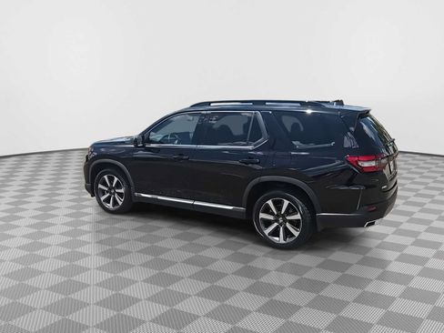 Used 2024 Honda Pilot Touring image 6