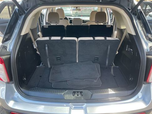 Used 2021 Ford Explorer 2WD image 25