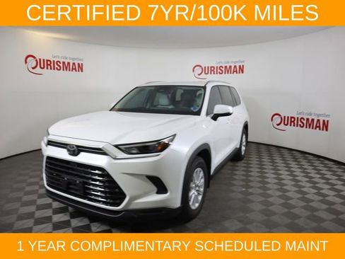 Used 2024 Toyota Grand Highlander AWD image 3