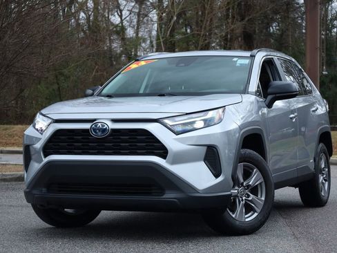 Used 2024 Toyota RAV4 LE image 1