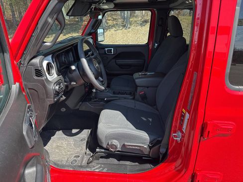 Used 2025 Jeep Wrangler Unlimited Sport S 4xe image 9