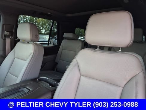 Used 2023 GMC Yukon SLT RWD image 36