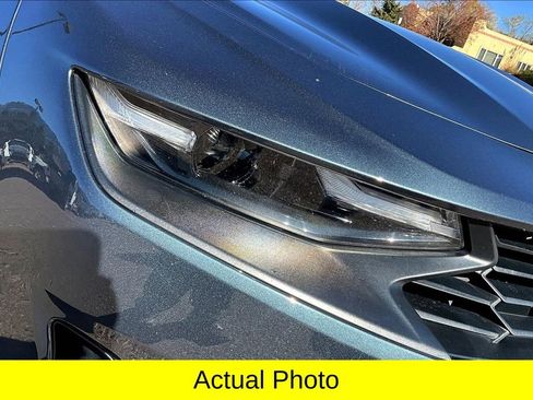 Used 2021 Chevrolet Camaro LS image 31