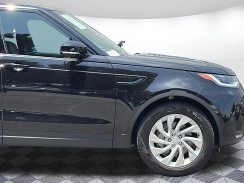 Certified 2025 Land Rover Discovery S AWD/4WD image 36