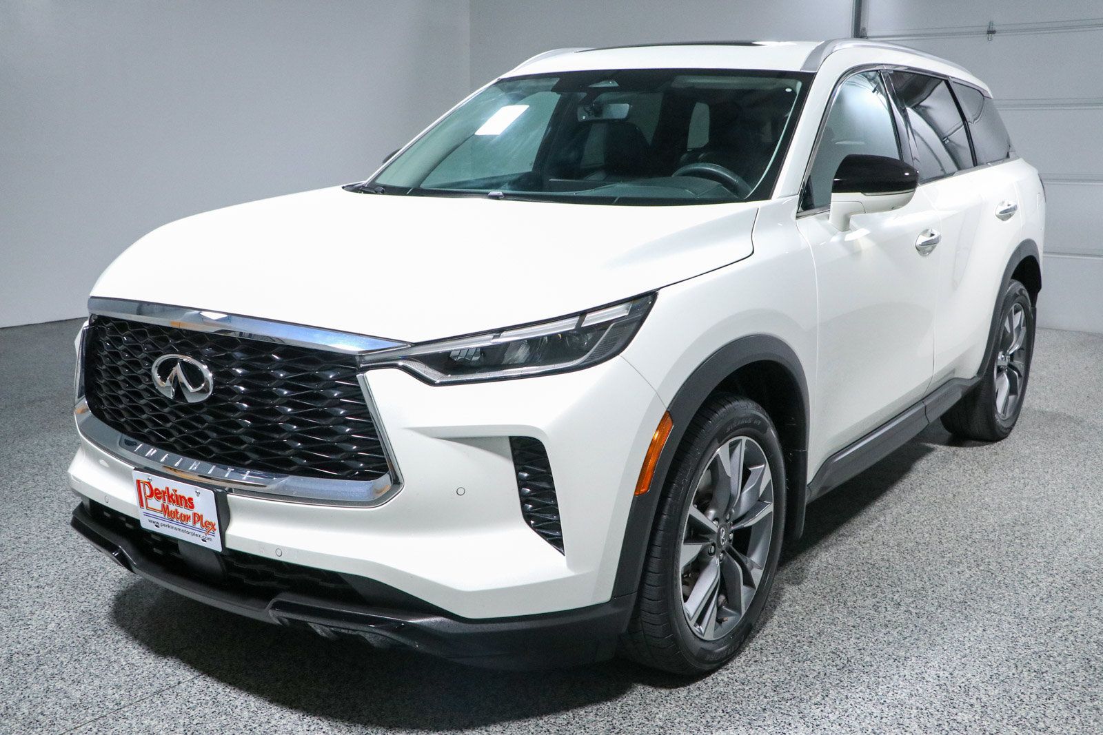 Used 2023 INFINITI QX60 Luxe w/ Cargo Package AWD/4WD image 34