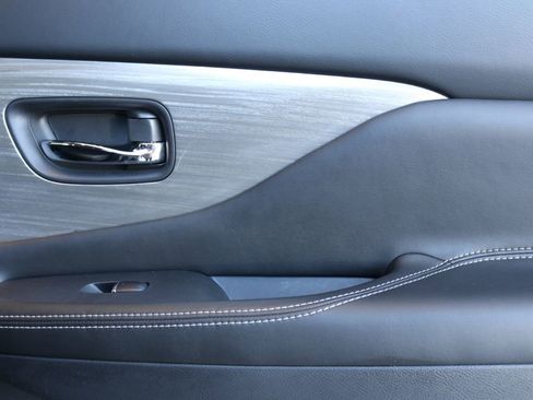 Used 2018 Nissan Murano SL image 29