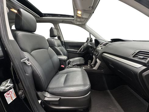 Used 2014 Subaru Forester 2.5i Limited AWD/4WD image 16