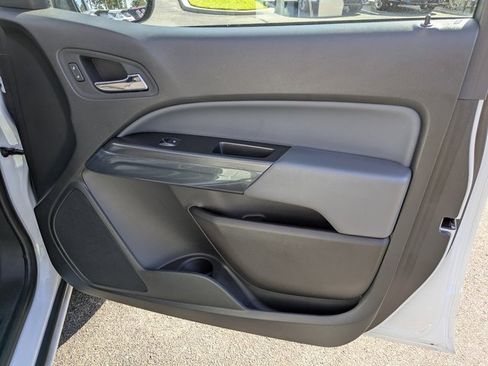 Used 2022 Chevrolet Colorado Z71 image 41