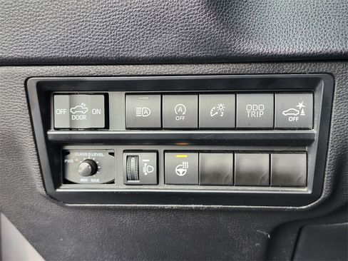 Used 2024 Toyota Tundra SR5 image 21