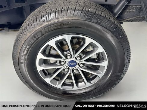 Used 2020 Ford F150 XLT w/ Equipment Group 302A Luxury AWD/4WD image 31